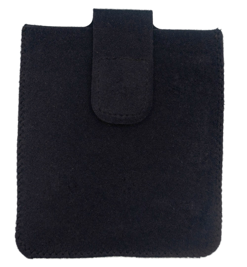 LIVE POUCH